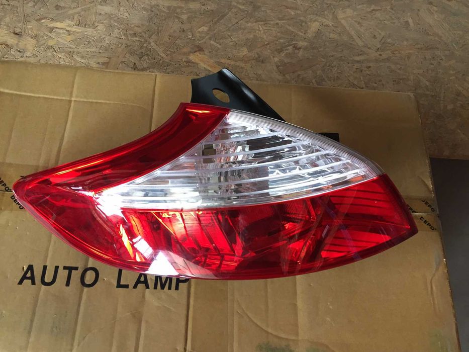 фонарь фара стоп меган 3 megane (09-16)