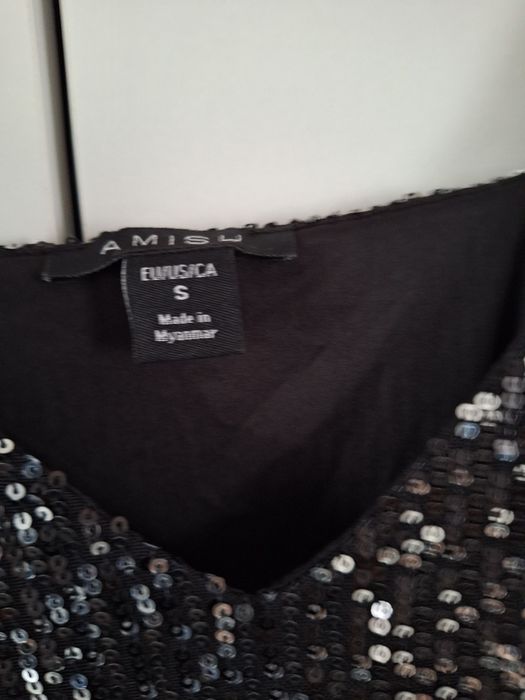 Bluzka z cekinami Amisu S