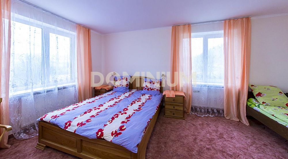 Продається діючий відпочинковий комплекс у с. Пилипець