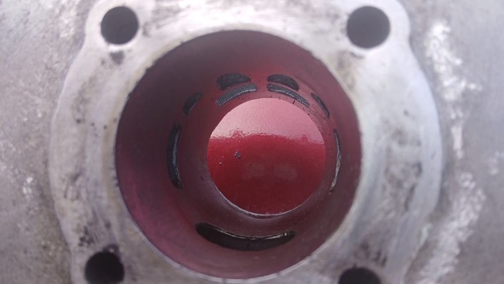 Cilindro a 45 mm com piston athena  como novo