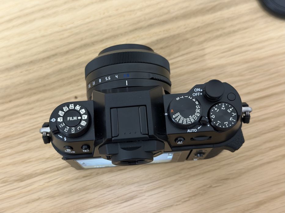 Fujifilm X-T50 + TTArtisan AF 27mm F2.8 + 2 Baterias Extra | Como Nova