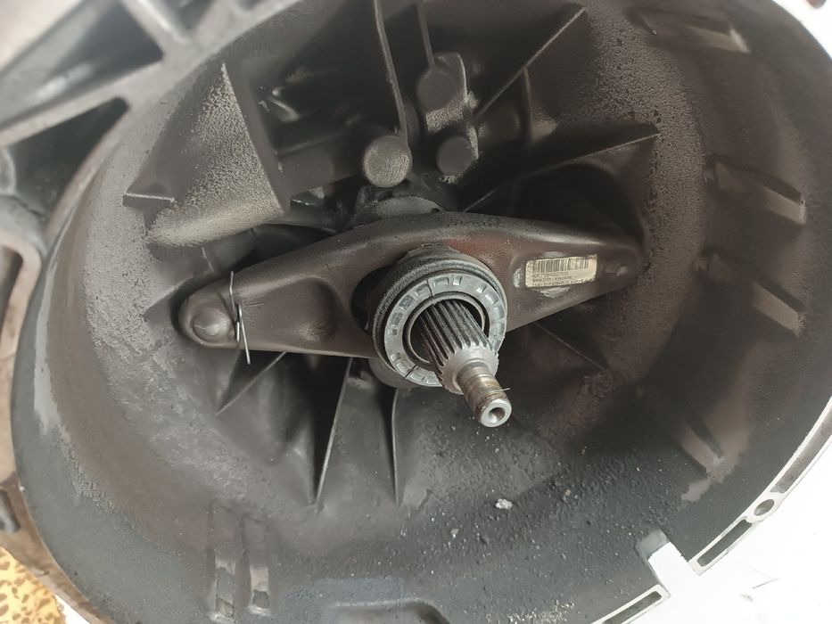 Caixa de Velocidades Manual - BMW 1 (F20) | 11 - 19