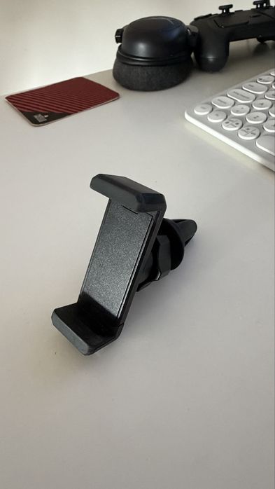 Phone holder for car