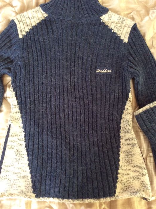 Свитер, джемпер модный шерстяной фирменный на девочку, девушку (шерст
