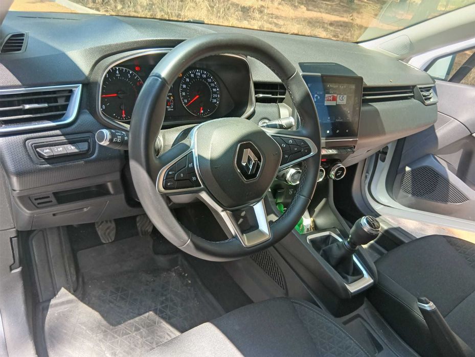 Renault Clio imperdível 2020 65000km