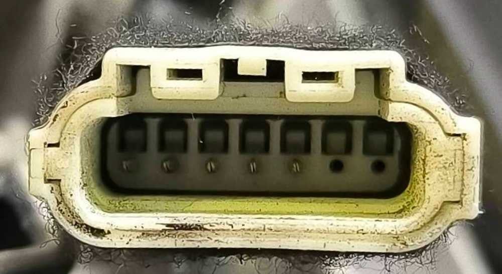 Espelho Retrovisor Esquerdo 01214708600 - FIAT PUNTO