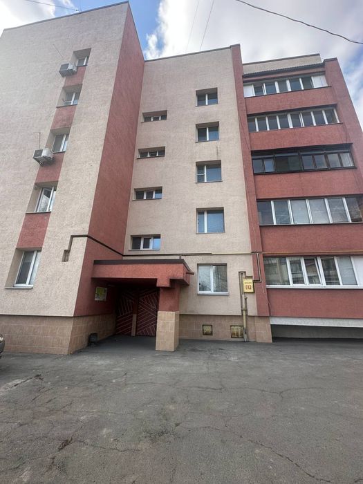 Уникальная 3-комнатная  квартира ул. Школьная 1б