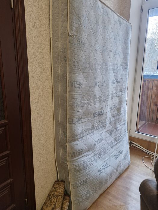 Матрац 180/200 б/у