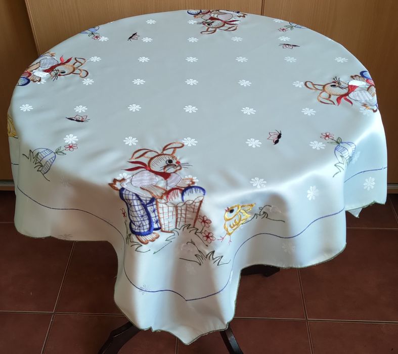Obrus serweta zajączek wielkanocny