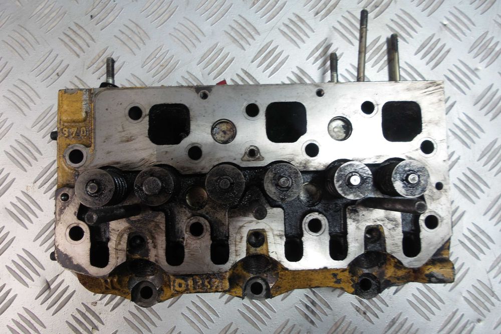 Głowica do silnika Caterpillar C1.1. Cylinder head Cat C1.1