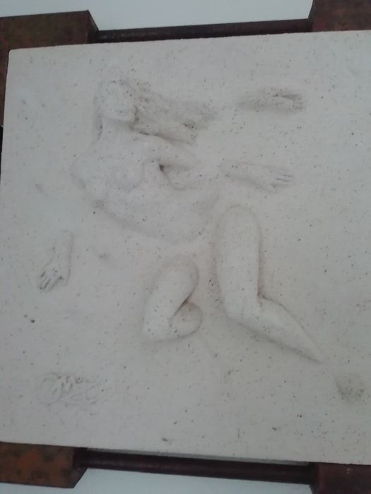 Quadro com escultura