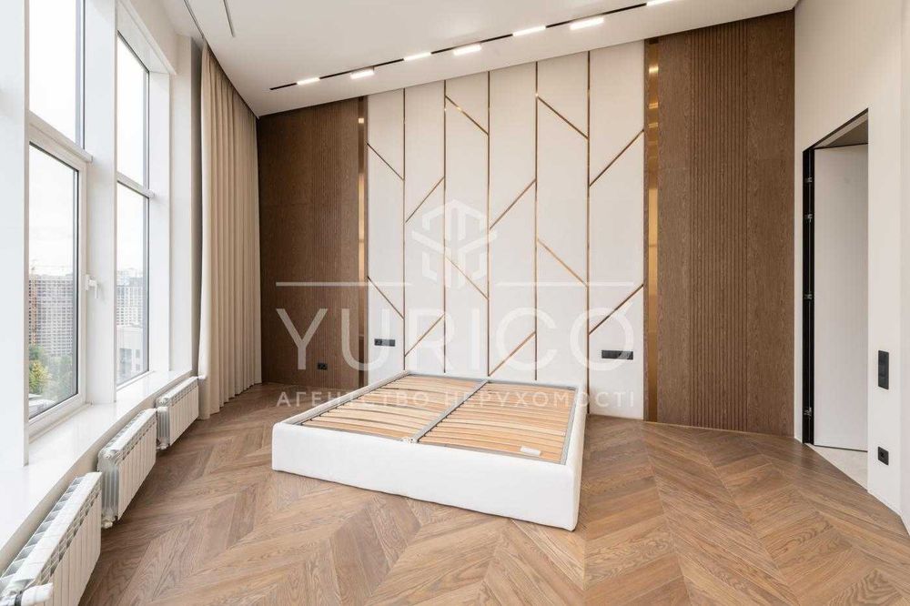 Продаж пентхаусу з терасою 181.3 м.кв. Печерськ.