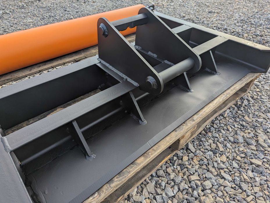 Niwelator do minikoparki 120 cm – Hardox500, S355N, różne mocowania