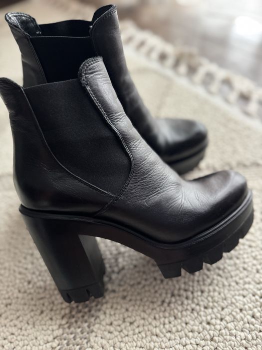 Шкіряні італіські стильні ботинки LESTROSA