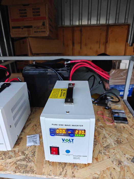 Sturmax PSM952430 Інвертор 24В 3000 ВA в комплекті  2батареями lifepo4