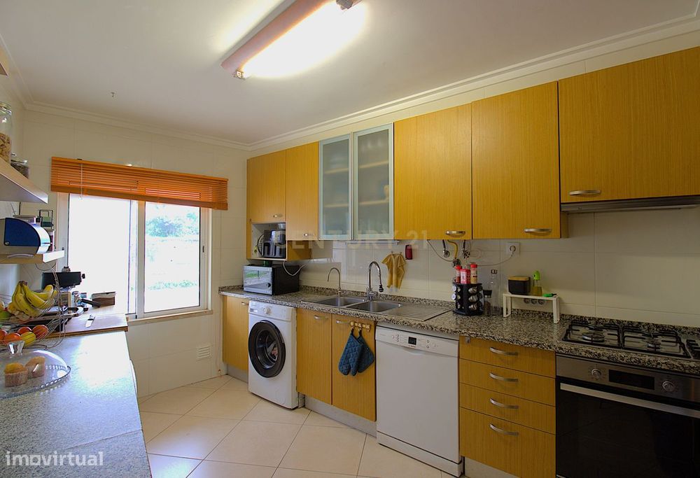 Apartamento T3 com Suite no Montenegro – Rés do Chão