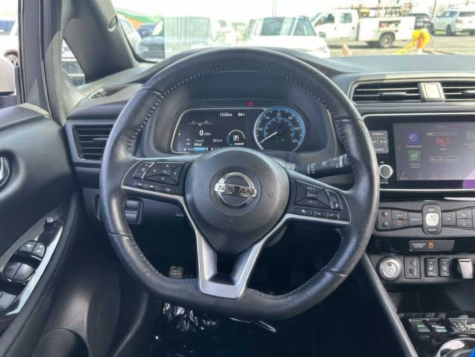 Nissan LEAF SV PLUS      2023