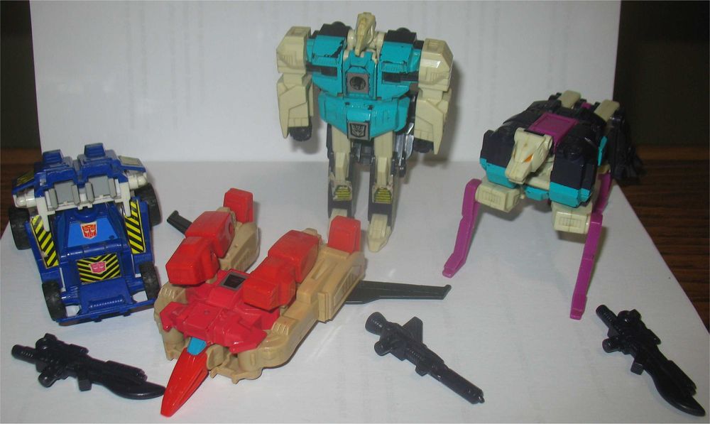 Takara - 4 Transformers dos anos 80