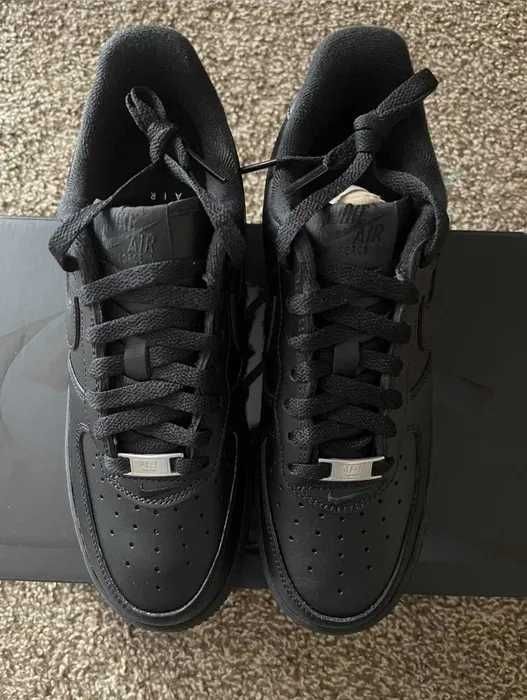 Supreme x Nike Air Force 1 R.39