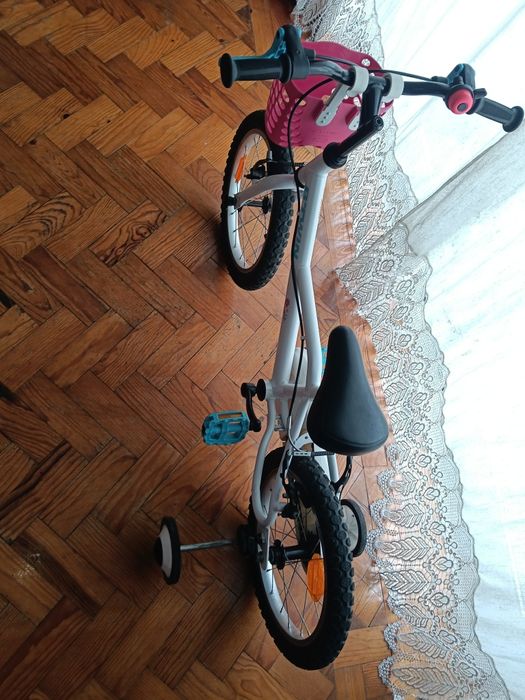 Bicicleta BTWIN de Criança 16 polegadas 4-6 anos 16 cor Branco
Bicicle