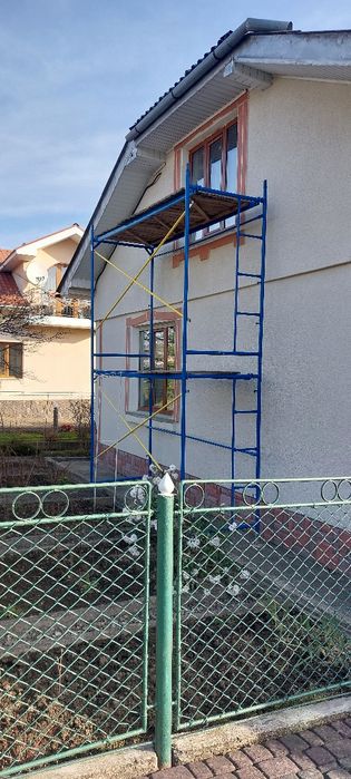 Оренда риштування, вишки тури, драбин