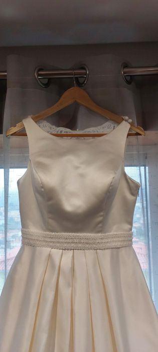 Vestido de noiva (venda ou aluguer)