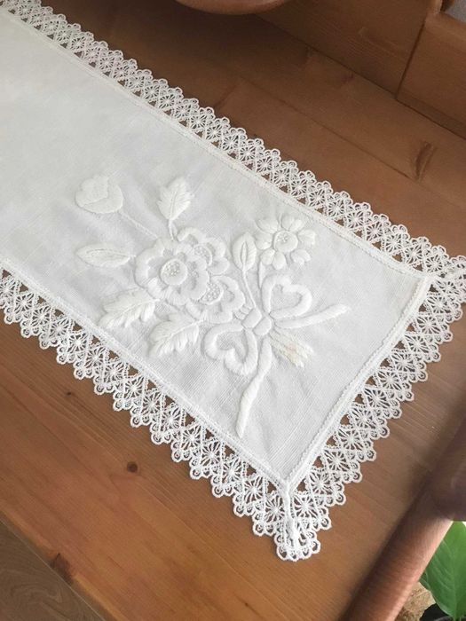 Napron renda feito à mão