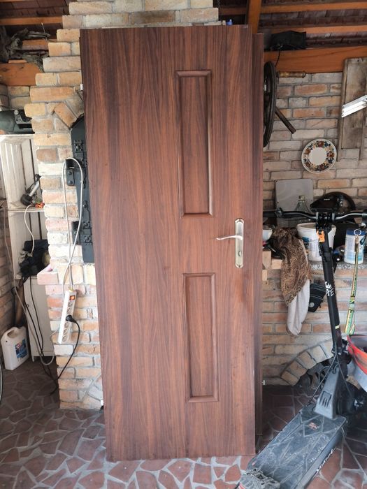 Drzwi wewnętrzne prawe 80 i lewe 70 domowe pokojowe