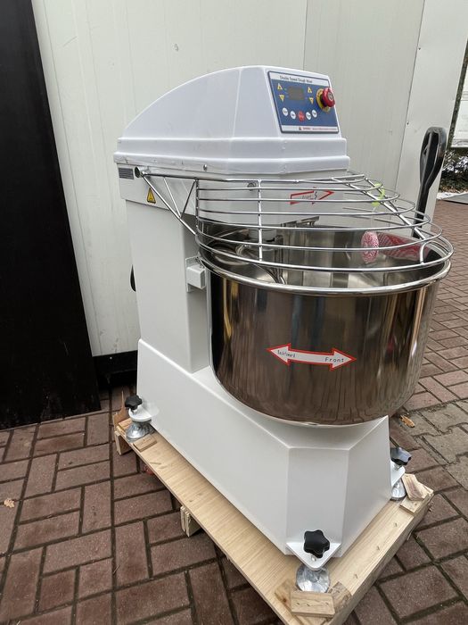 Miszałka do ciasta HEAVY DUTY MaxBaker 50H , pomiar temp. w mieczu