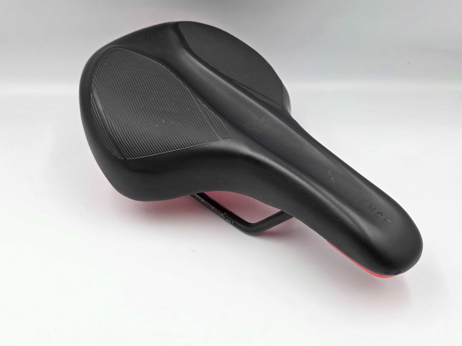 Siodełko SEQUENCE 152mm trekking