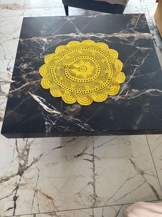 stolik kawowy  marmurkowy