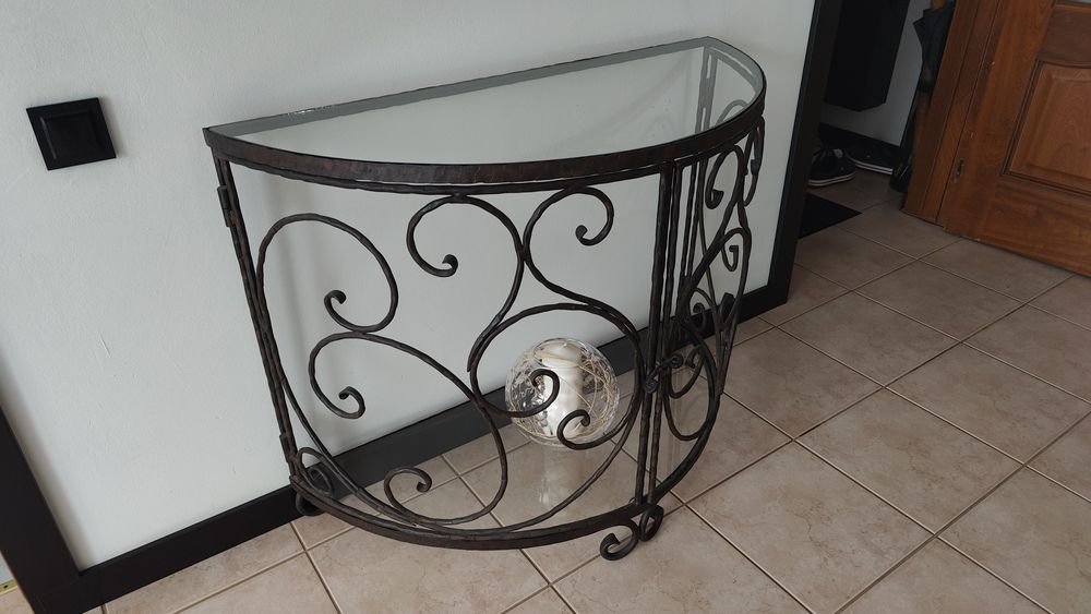 Zestaw mebli kutych metaloplastyka