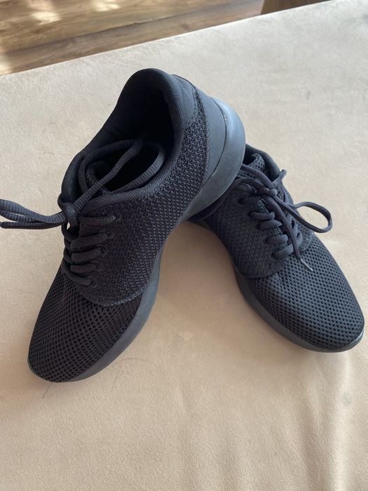 Buty sportowe KangaROOS rozmiar 38