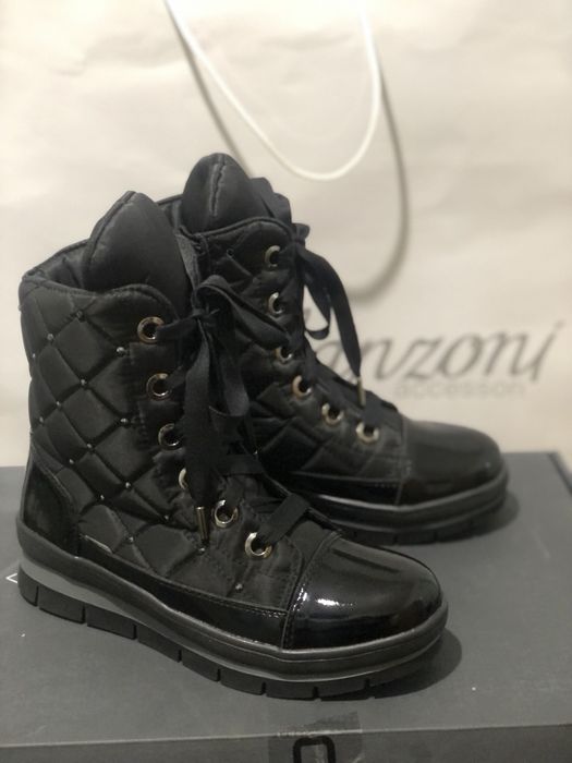 Ботинки жен.зимние,,,JOG DOG,новые(38р)