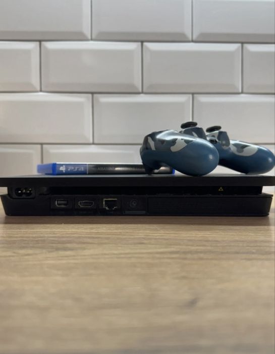 Konsola PlayStation 4 PS4 500GB Czarna + Gratisy