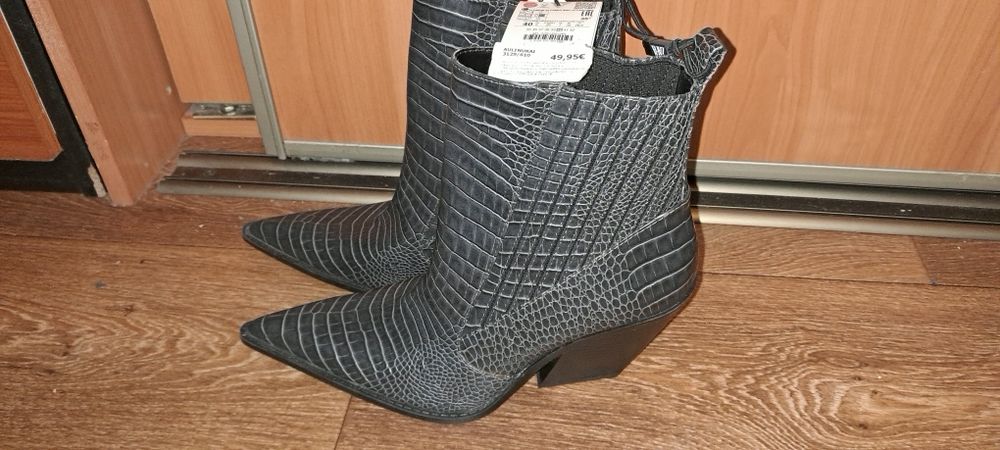 Сапоги, козаки, казаки, чоботи. Zara. Зара