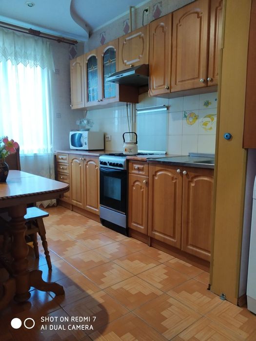 Сдам квартиру  рн. ЦУМа.  .