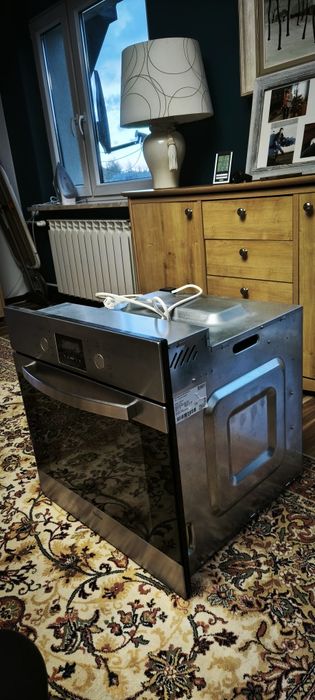 Piekarnik Amica mało używany.