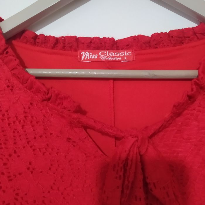 Koronkowa sukienka Miss Classic L