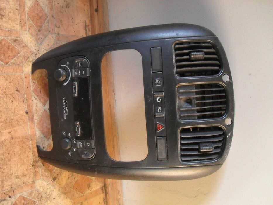 Panel klimatyzacji ramka chrysler voyager 4