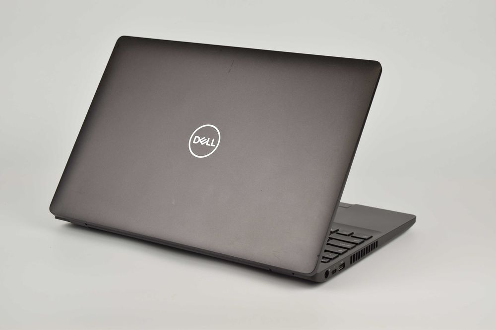 Dell Latitude 5501 MX150 i5-9400H 16/32гб 512/1тб 15.6 Ігровий ноутбук