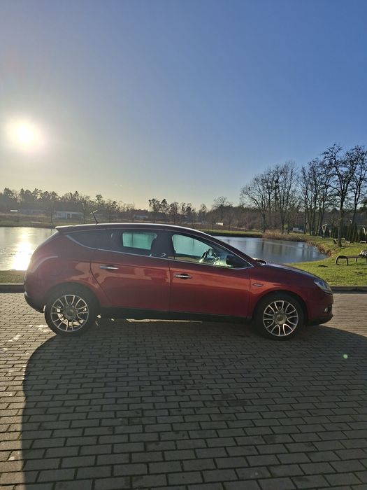 Lancia Delta 1.6d automat super stan