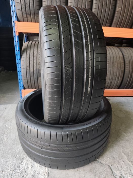 Pneus 315/35r22 Pirelli P Zero com 75% piso