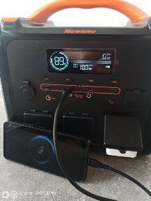 Продам портативну зарядну станцію швидкої зарядки 1200  w  ,1102 wh