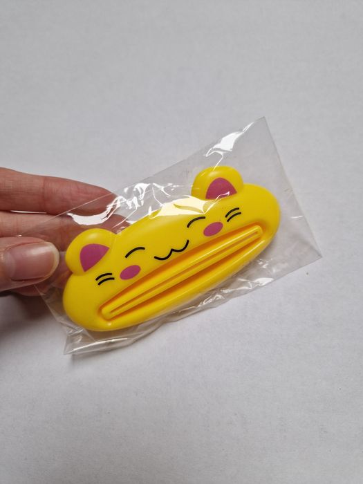 Wyciskacz do pasty do zębów dla dzieci