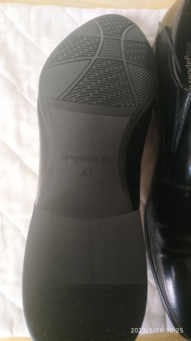 Мужские кожаные туфли