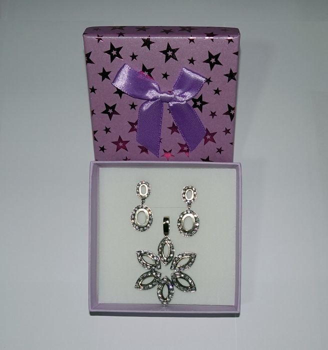 Brincos e medalha prata e ouro