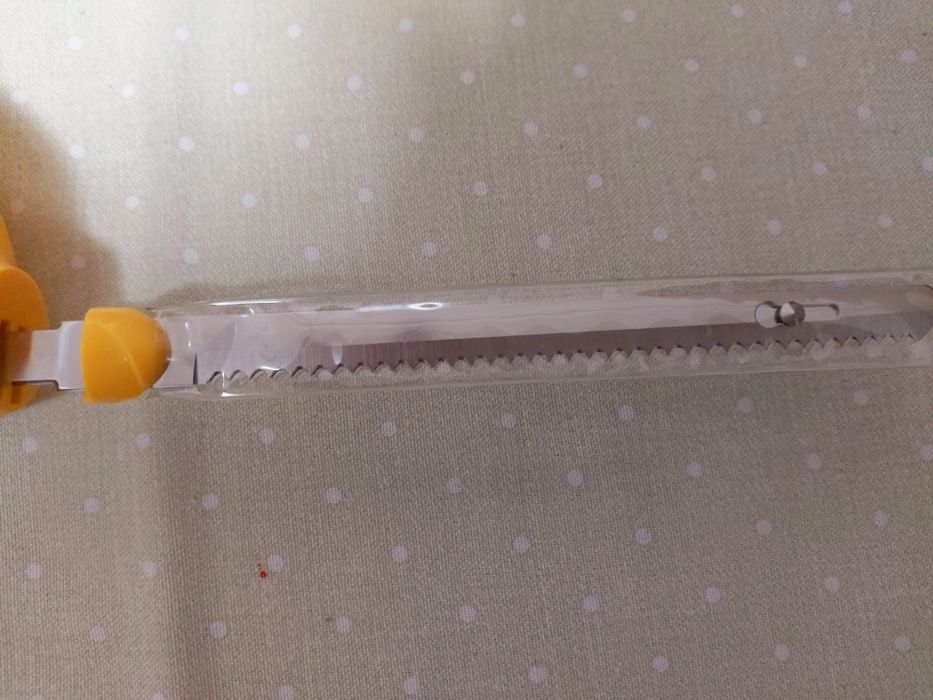 Faca eléctrica semi nova