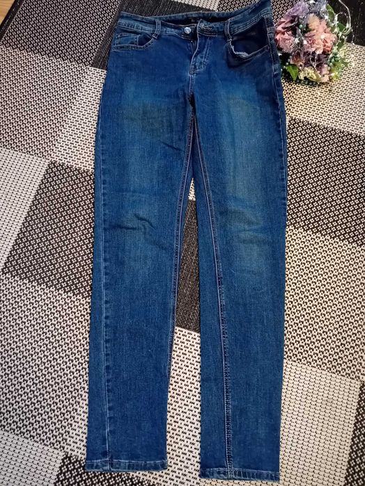Spodnie jeansowe jeansy