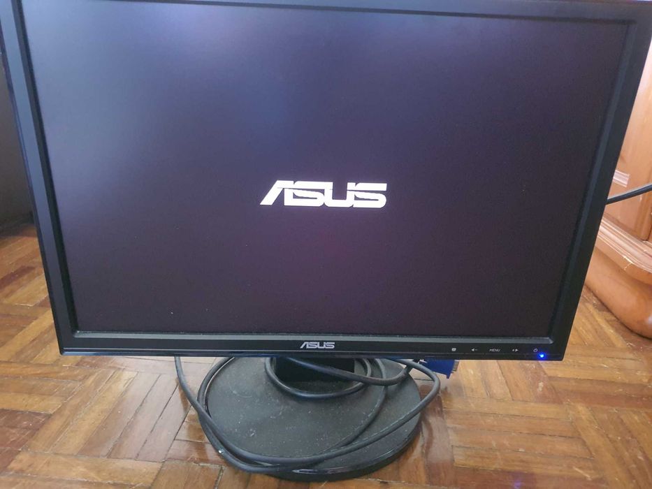 Monitor Asus 22" VGA/DVI - ideal escritório / PC Secundário